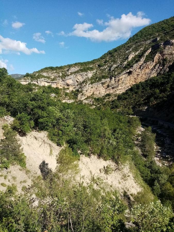 La Canopée Barret-sur-Meouge Esterno foto